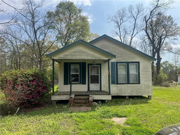 7104 Zelynne St, Mansura, LA 71350