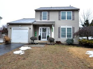 15 Crawford Dr, Sicklerville, NJ 08081