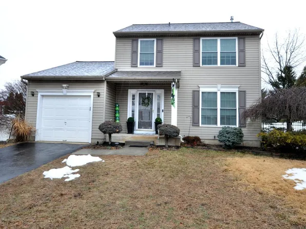 15 Crawford Dr, Sicklerville, NJ 08081