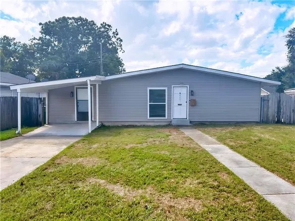 440 W Butterfly Cir, Gretna, LA 70056