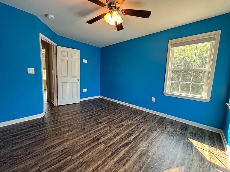 16209 Round Hill Rd — Photo 33