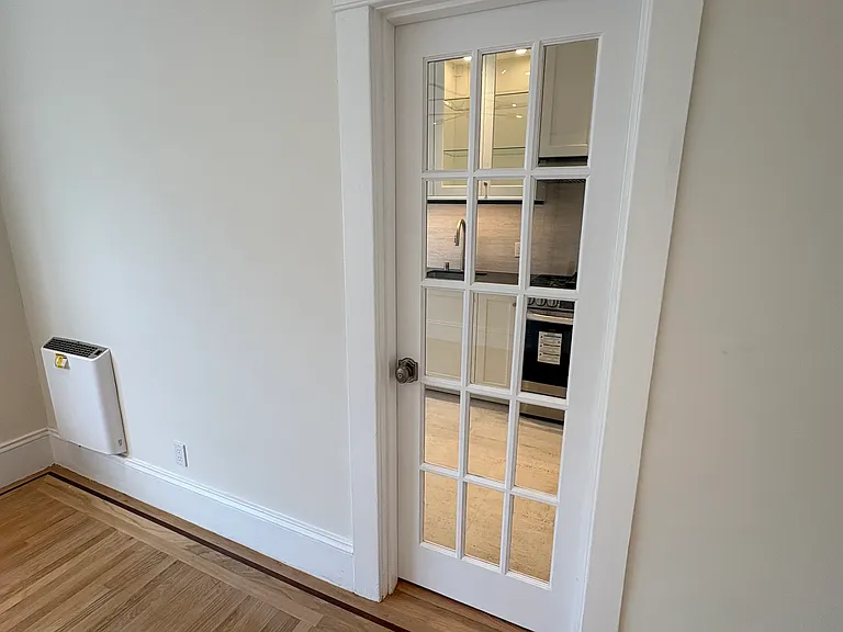 1546 Jones St #12 — Photo 2