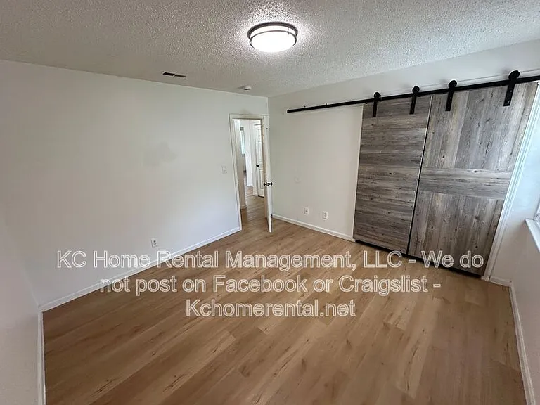 300 Osage St #A — Photo 16
