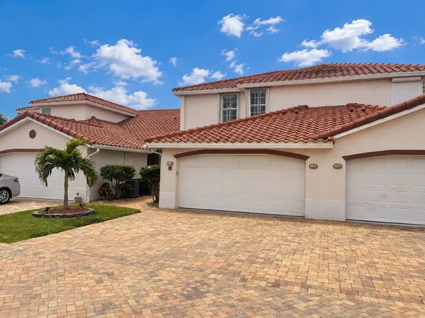 250 Saint Lucie Ln APT 14, Cocoa Beach, FL 32931