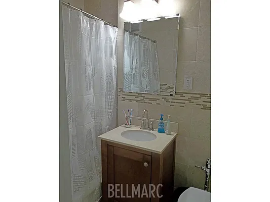Rented by Bellmarc Realty | media 4