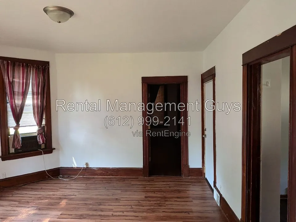 584 Magnolia Ave E #1