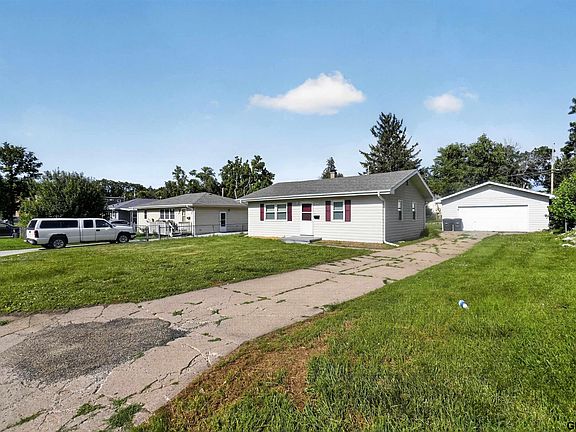 3rd image of 4137 N 62nd St