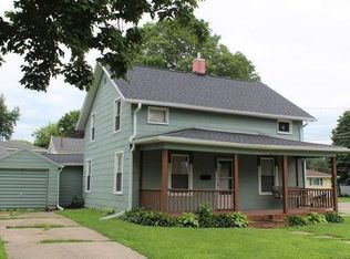 510 S Madison St, Morrison, IL 61270