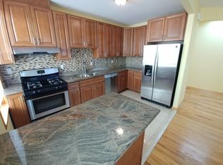 22-63 Crescent St #2, Astoria, NY 11105