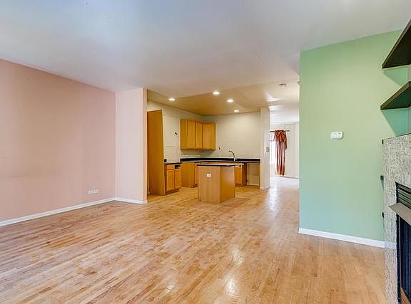 5th image of 4459 S King Dr #C4