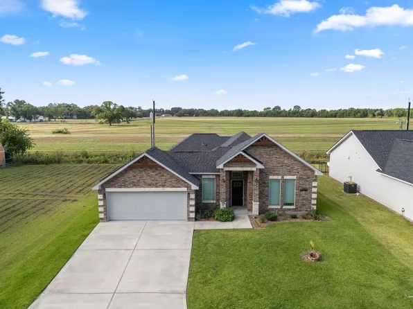 1310 Sailfish Dr, Bay City, TX 77414