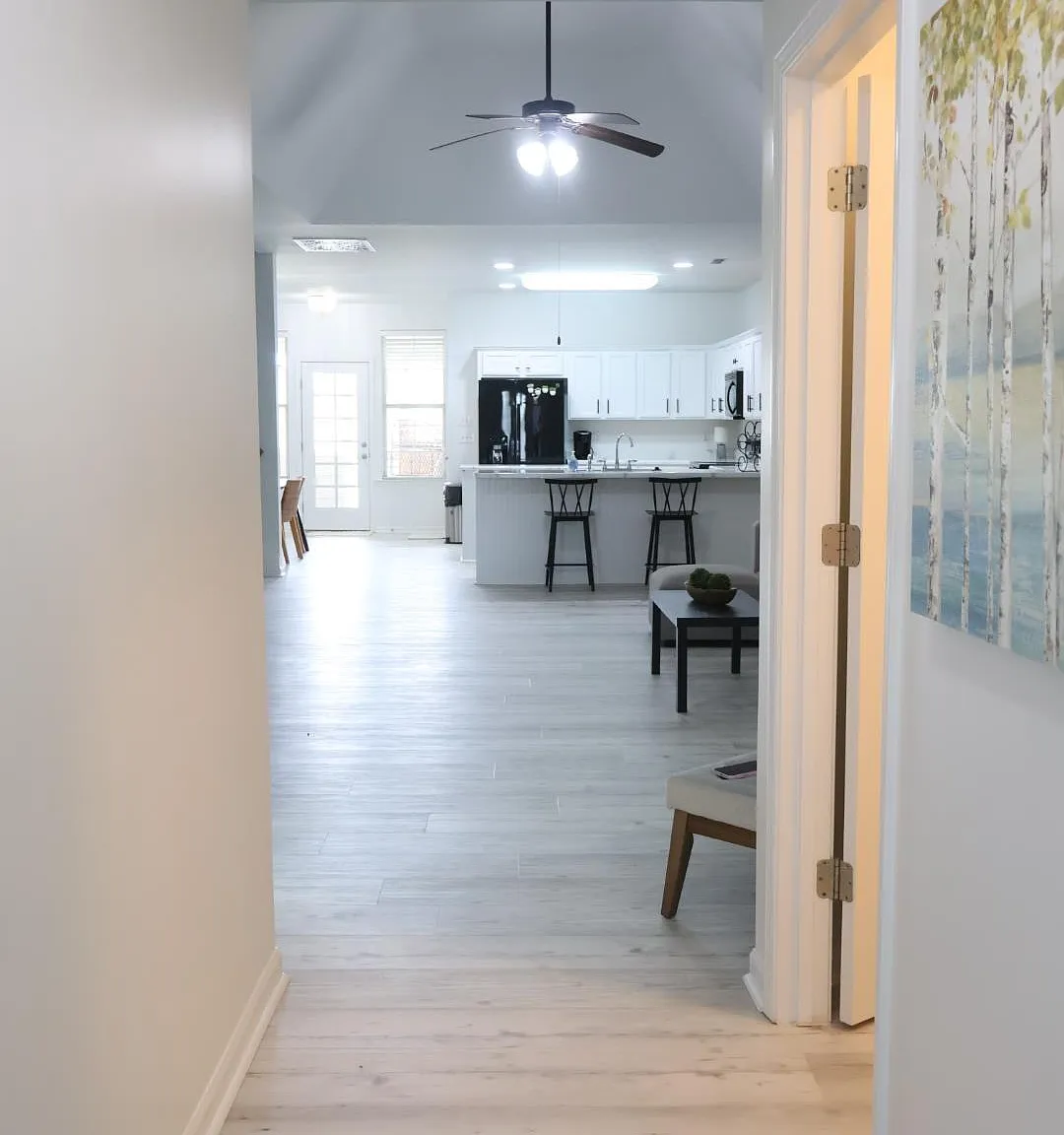 3 bed, 2.5 bath, 1908 sqft, $2,450 — Photo 4