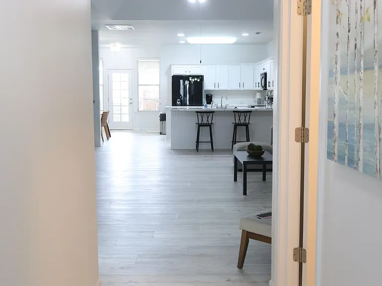 5 Atherton Cir — Photo 4