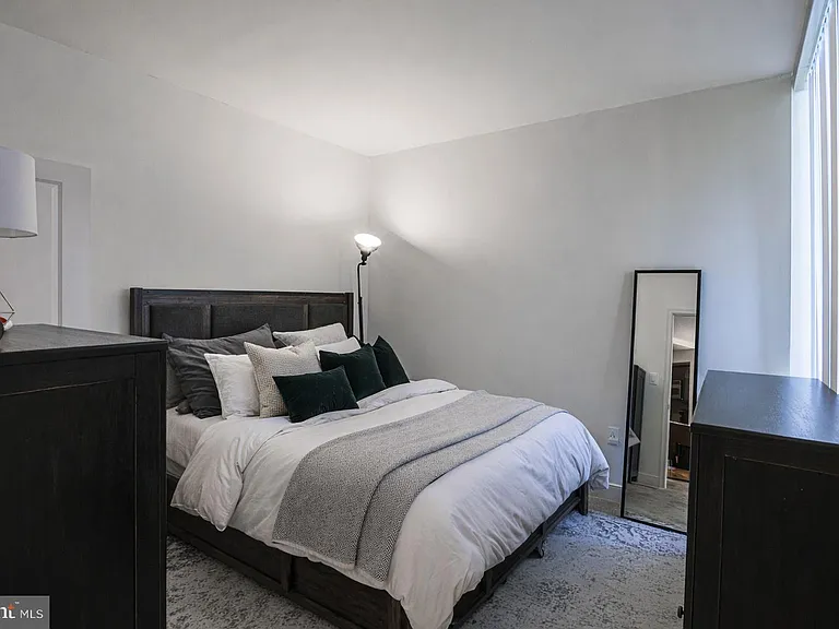 675 President St #2607 — Photo 9