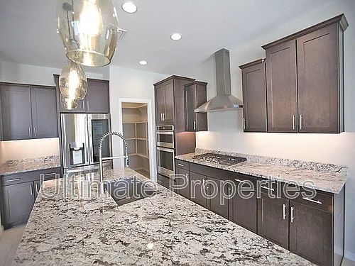 8920 W Marshall Ave Photo 1
