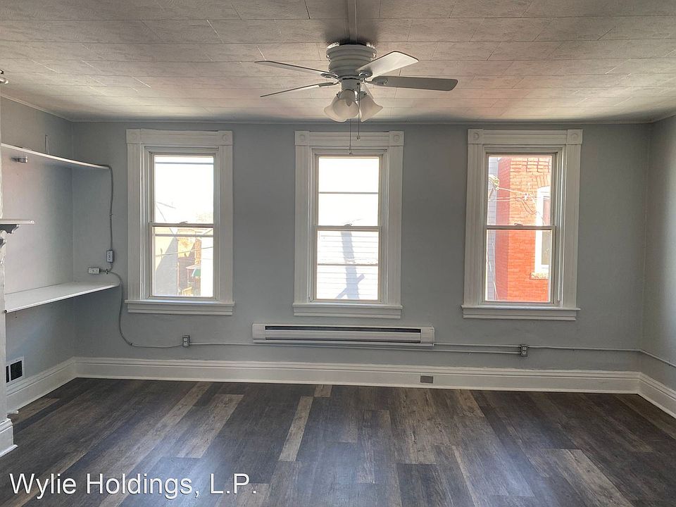 1st image of 28 Revere Way Floor 3