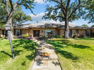 7120 Serrano Dr, Benbrook, TX 76126