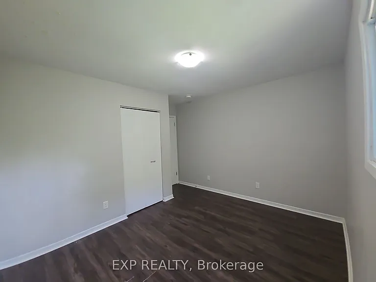 87 Wellington St E #MAIN LEVEL — Photo 22