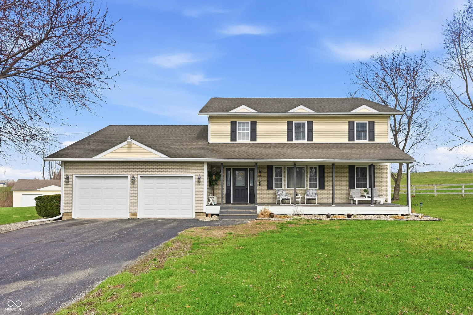 106 N County Road 200 E photo 1
