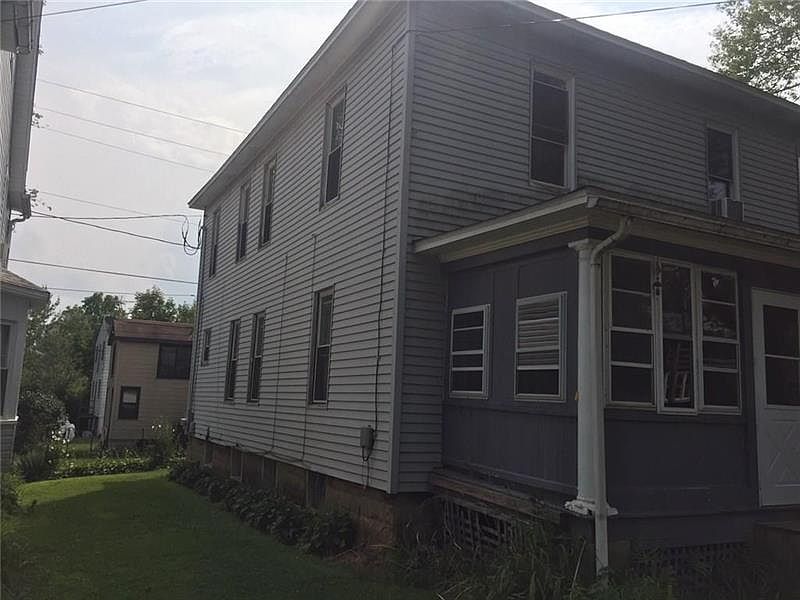 2nd image of 10825 Utley Ave