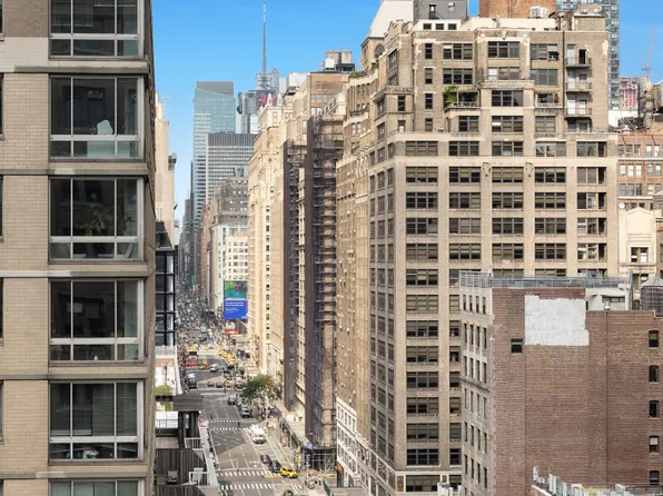 252 7th Avenue image 13 of 13