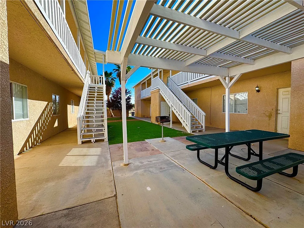 Building Photo - 1835 E Calvada Blvd #1