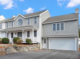 11 Arrow St, Worcester, MA 01604