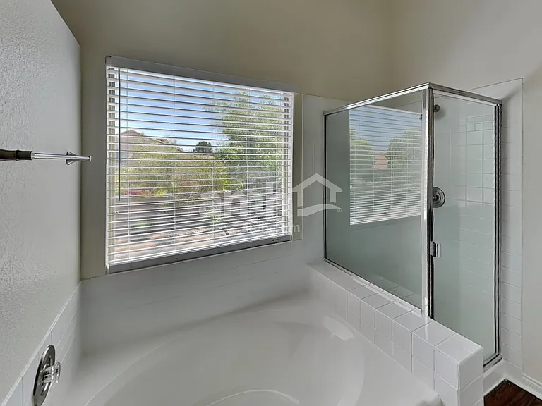 8221 Woodland Prairie Ave — Photo 13