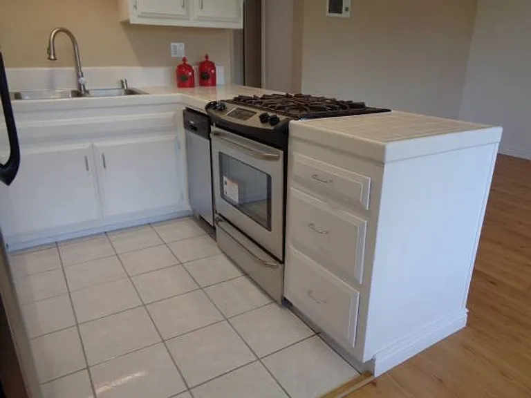 4311 Haines St — Photo 33
