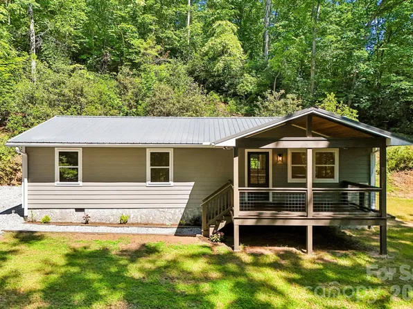 165 Westwood Dr, Brevard, NC 28712