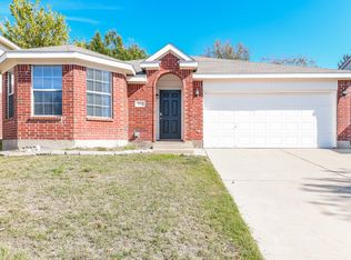 2713 Briscoe Dr, Fort Worth, TX 76108