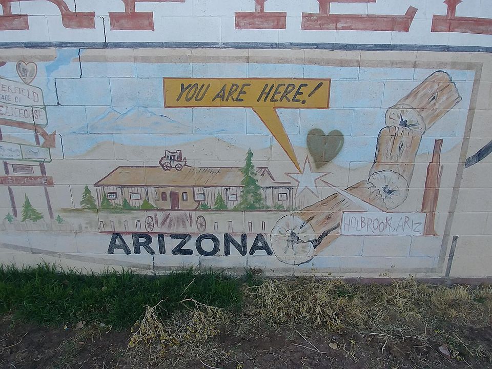 1st image of 608 W Hopi Dr