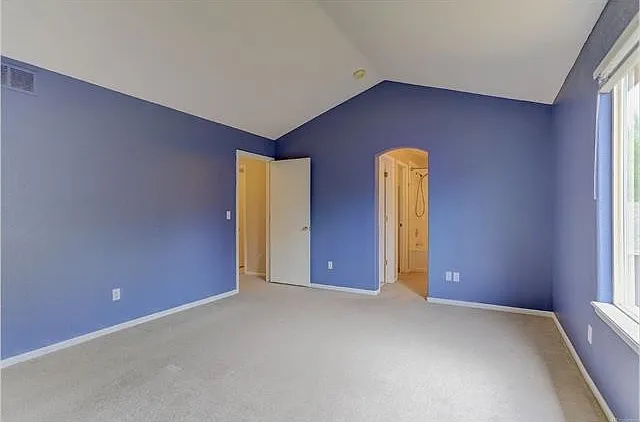 3323 Blue Grass Cir — Photo 13
