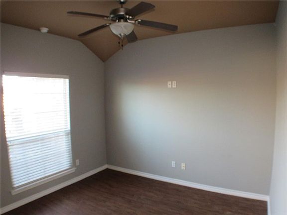 5th image of 3809 Freds Folly Dr