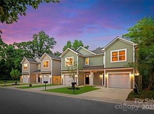 2727 Capitol Dr, Charlotte, NC 28208