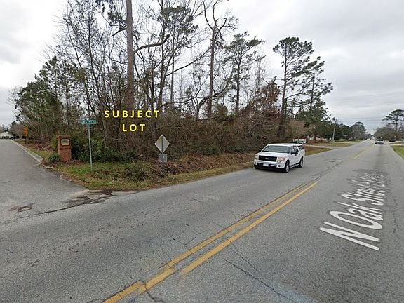 4th image of 3306 N Oak Street Ext