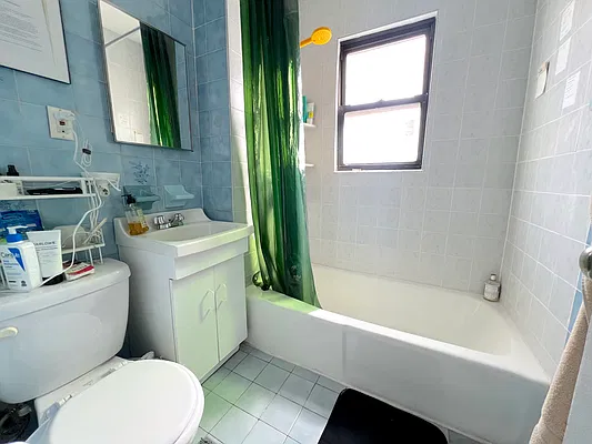 Rented by Capri Jet Realty Corp | media 12