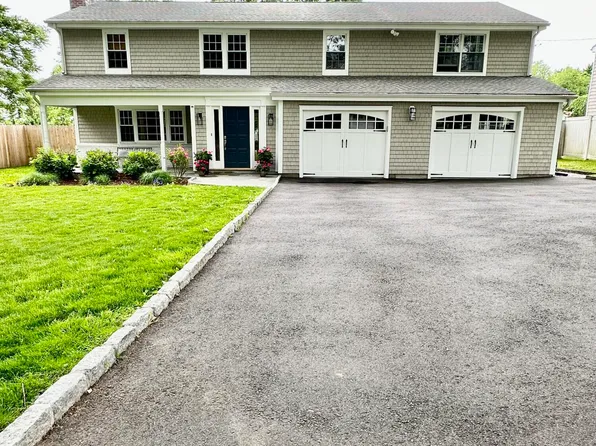 28 Old Orchard Rd, Riverside, CT 06878