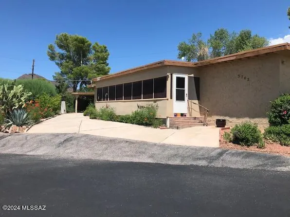 5702 W Circle Z St, Tucson, AZ 85713