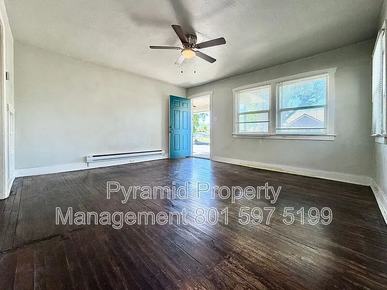 179-181 E Yale Ave — Photo 4