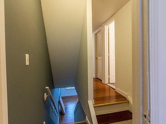 4th image of 807 N 15th St #2
