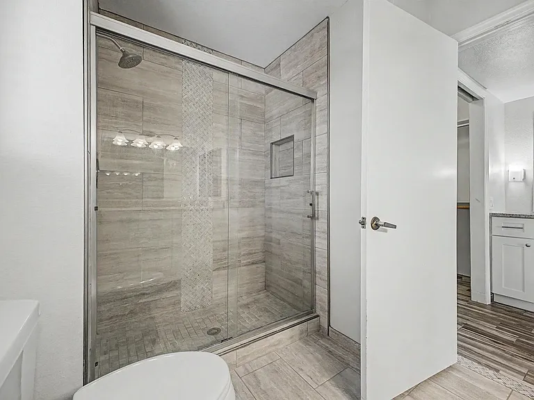 12714 W Crystal Lake Dr — Photo 15