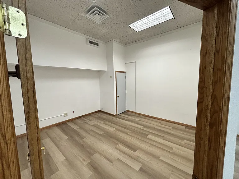 435 E Mill St #105 — Photo 6