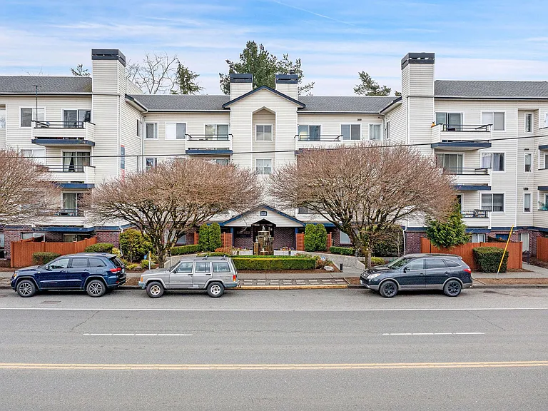 The Ashford Apartments — Photo 20