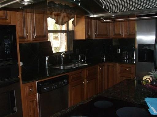 3rd image of 8222 Stoner Woods Dr