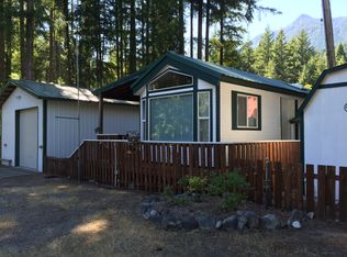 113 Maple Pl, Packwood, WA 98361