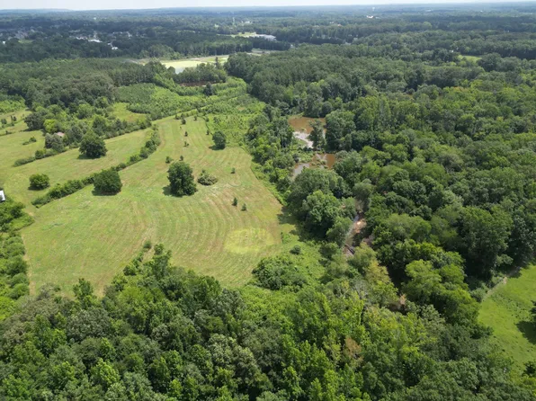 275 Beard Rd SW, Hartselle, AL 35640