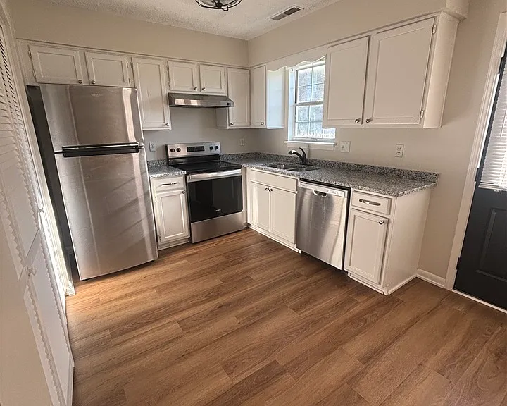 959 Potter Ave #A — Photo 5