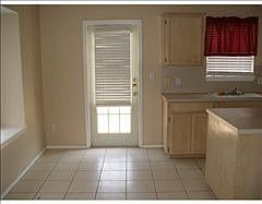 4th image of 13830 Flintlock Dr