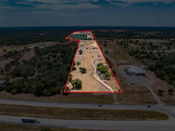 1046 W State Highway 71, West Point, TX 78963